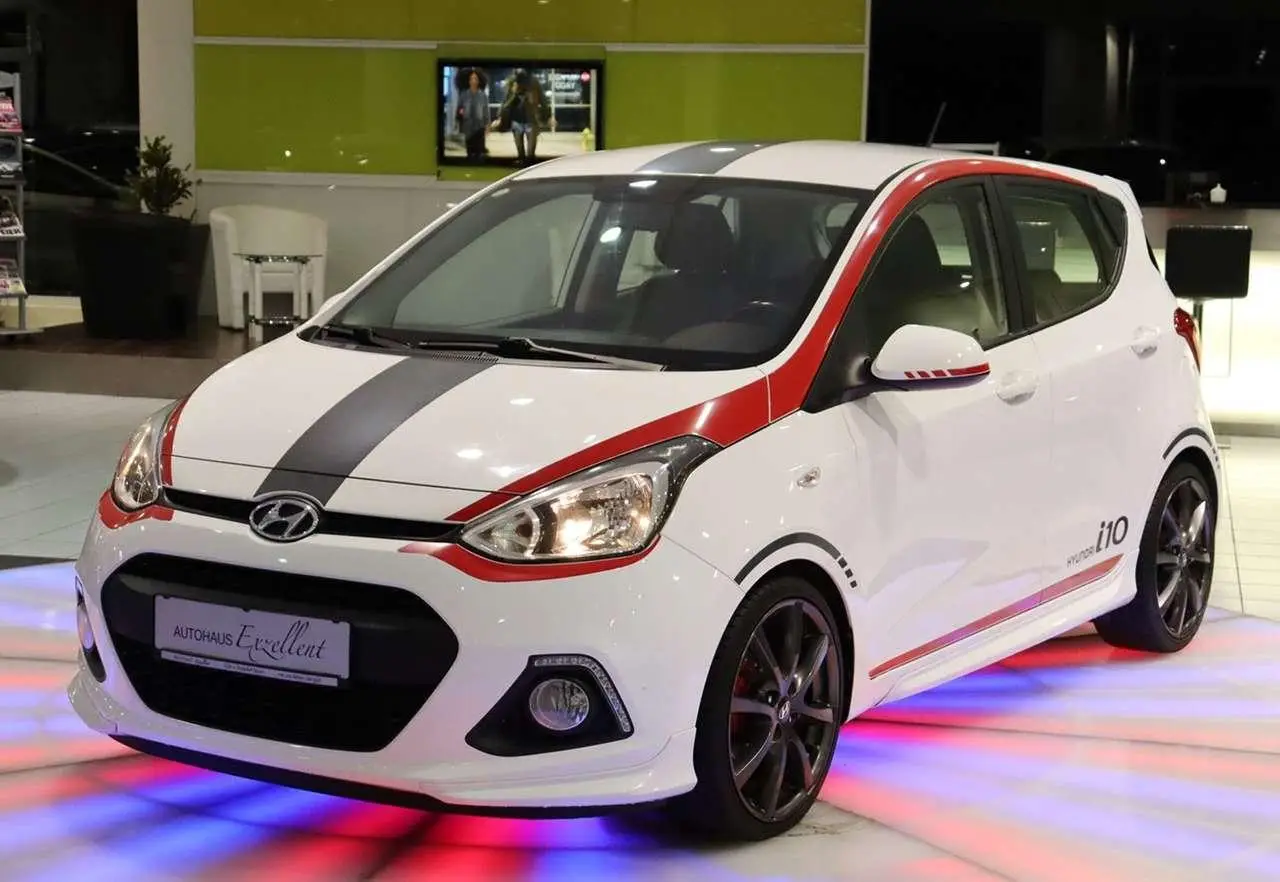 Photo 1 : Hyundai I10 2015 Petrol