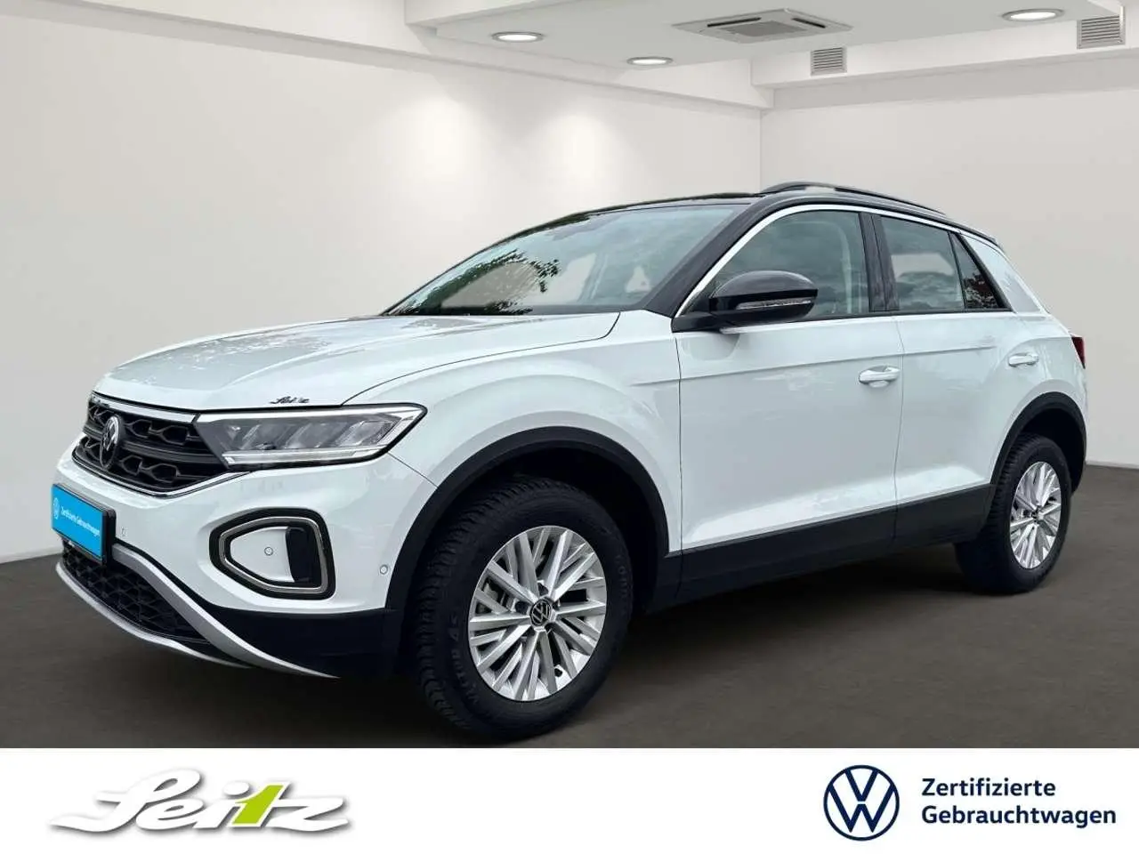 Photo 1 : Volkswagen T-roc 2023 Essence