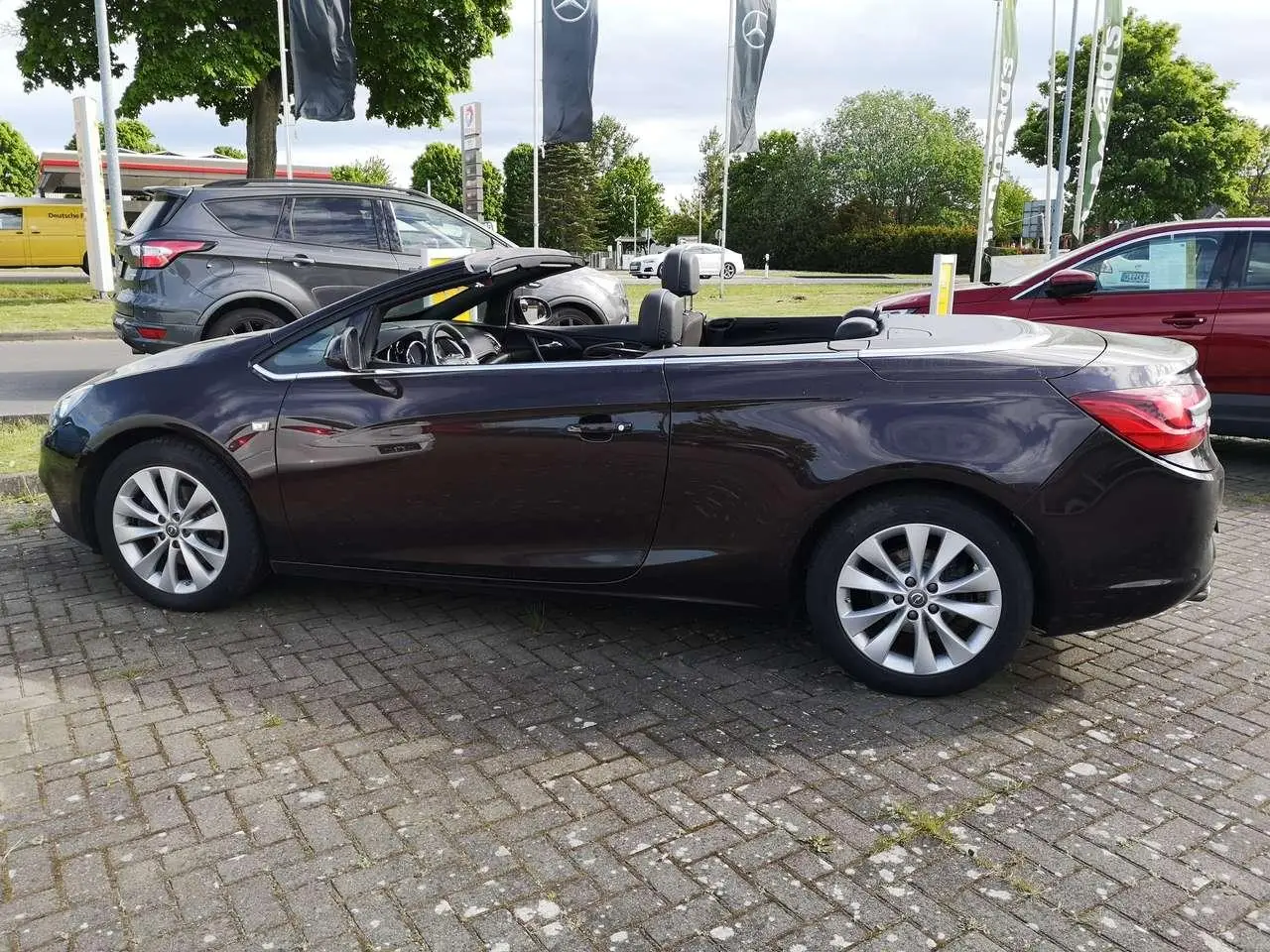 Photo 1 : Opel Cascada 2014 Petrol