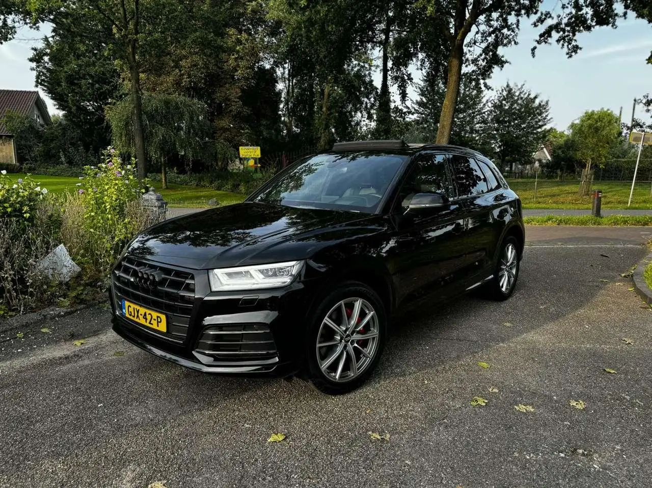 Photo 1 : Audi Q5 2020 Hybride