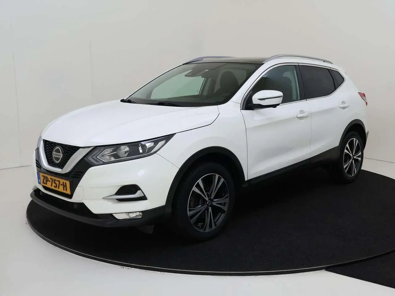 Photo 1 : Nissan Qashqai 2019 Petrol