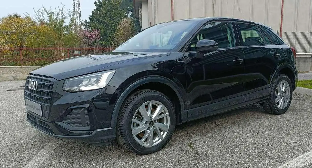 Photo 1 : Audi Q2 2023 Diesel