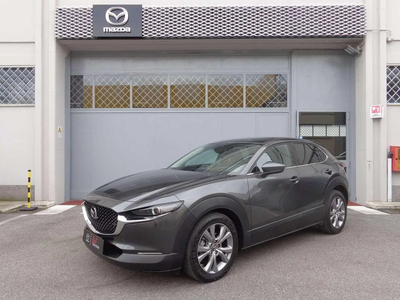 Photo 1 : Mazda Cx-30 2020 Hybride