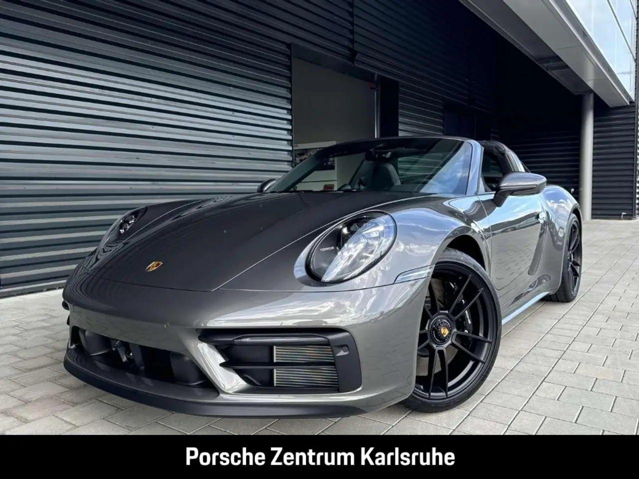 Photo 1 : Porsche 992 2024 Petrol