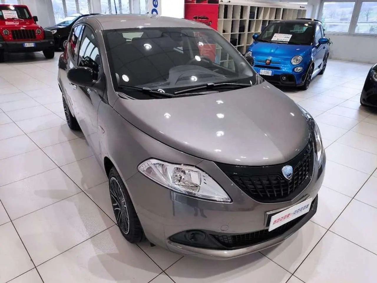 Photo 1 : Lancia Ypsilon 2023 Hybride