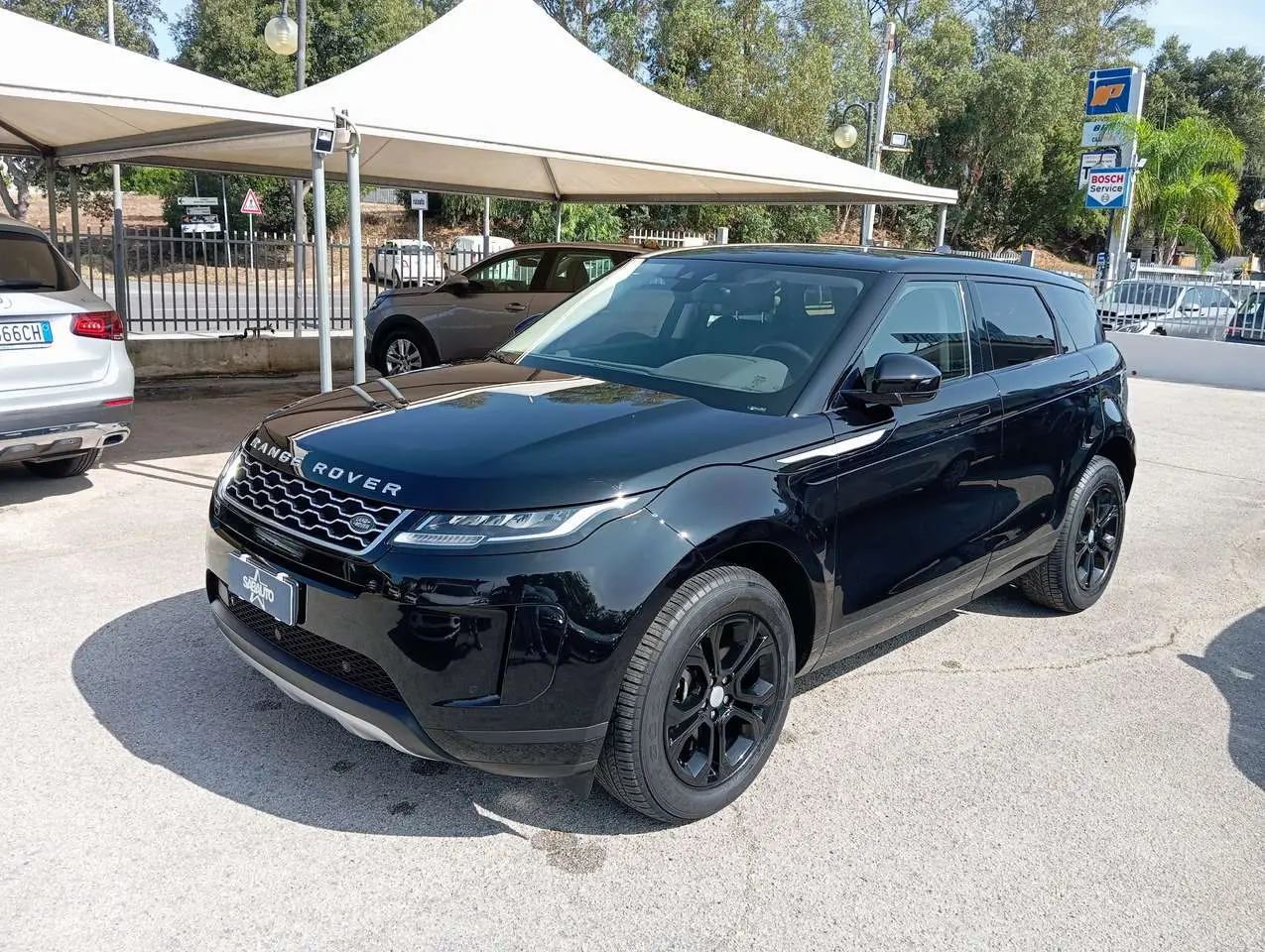 Photo 1 : Land Rover Range Rover Evoque 2019 Hybride