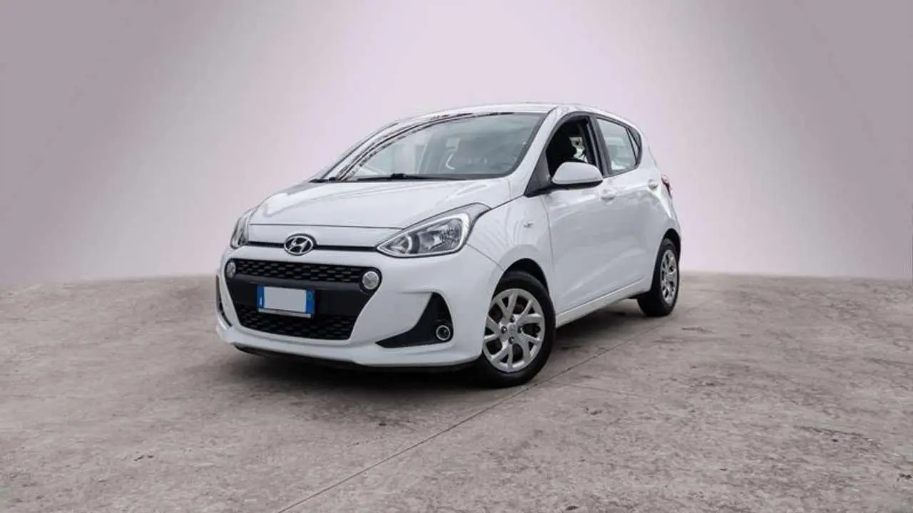 Photo 1 : Hyundai I10 2017 Essence