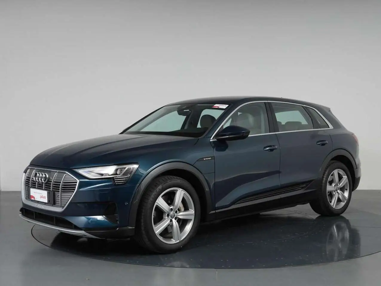 Photo 1 : Audi E-tron 2020 Électrique