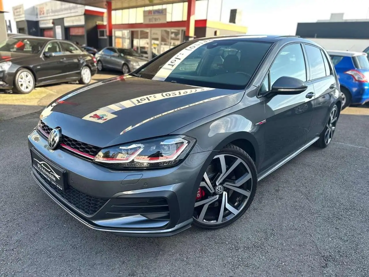 Photo 1 : Volkswagen Golf 2018 Petrol