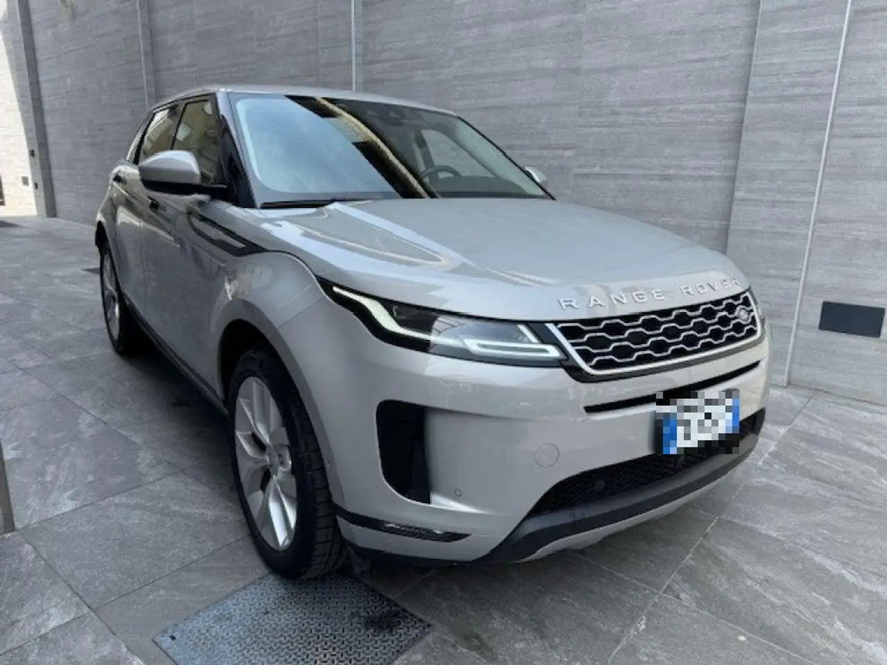 Photo 1 : Land Rover Range Rover Evoque 2020 Hybride