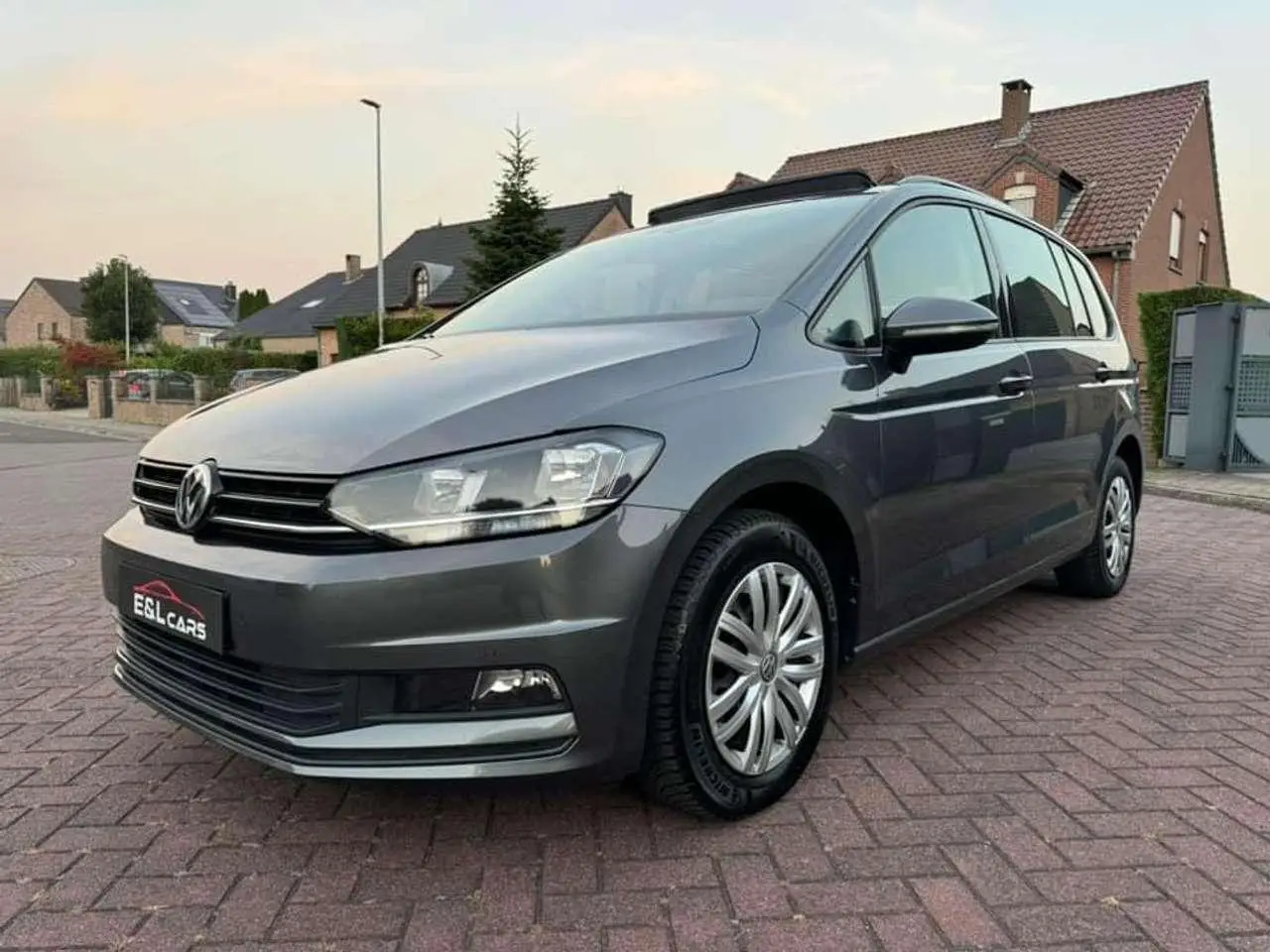 Photo 1 : Volkswagen Touran 2018 Diesel