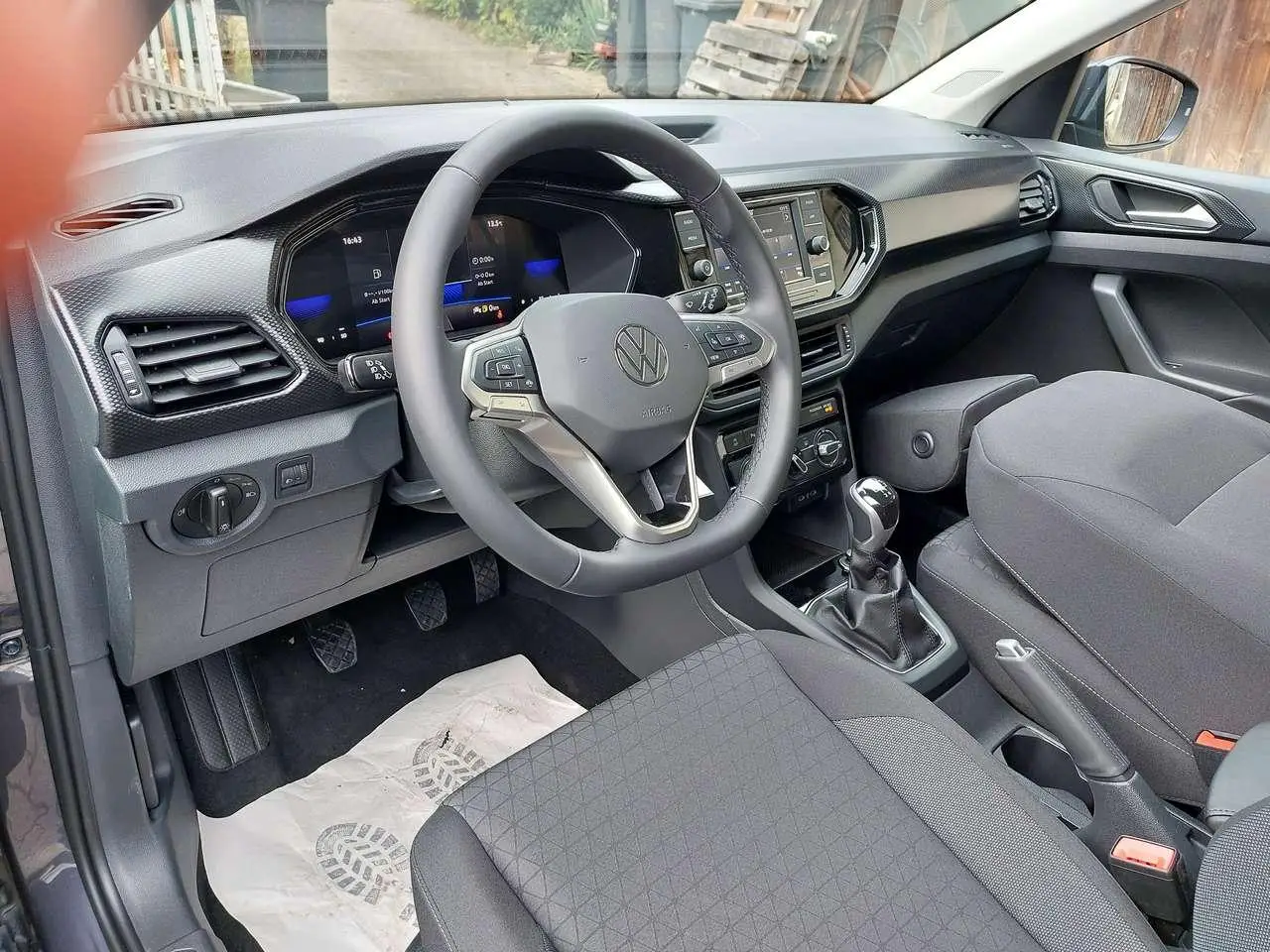 Photo 1 : Volkswagen T-cross 2024 Petrol