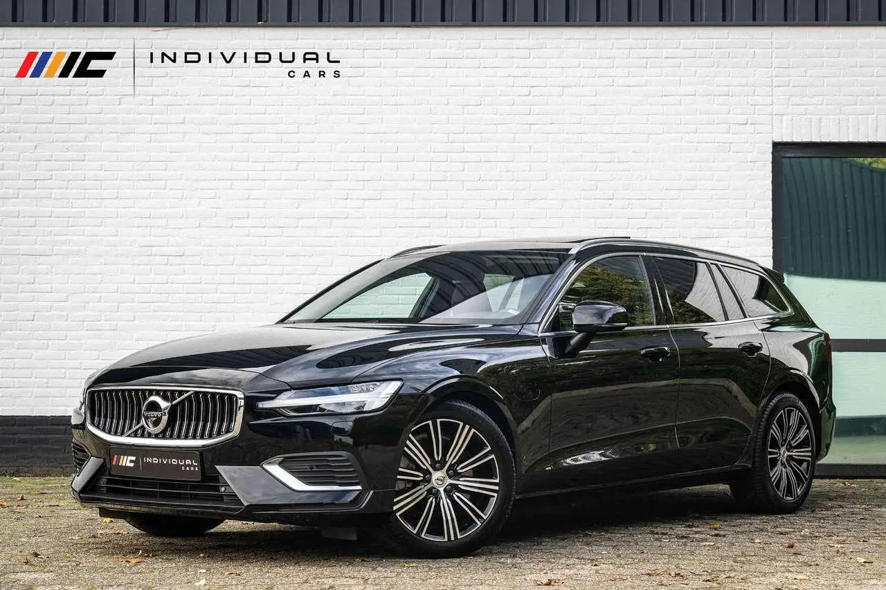 Photo 1 : Volvo V60 2021 Hybride