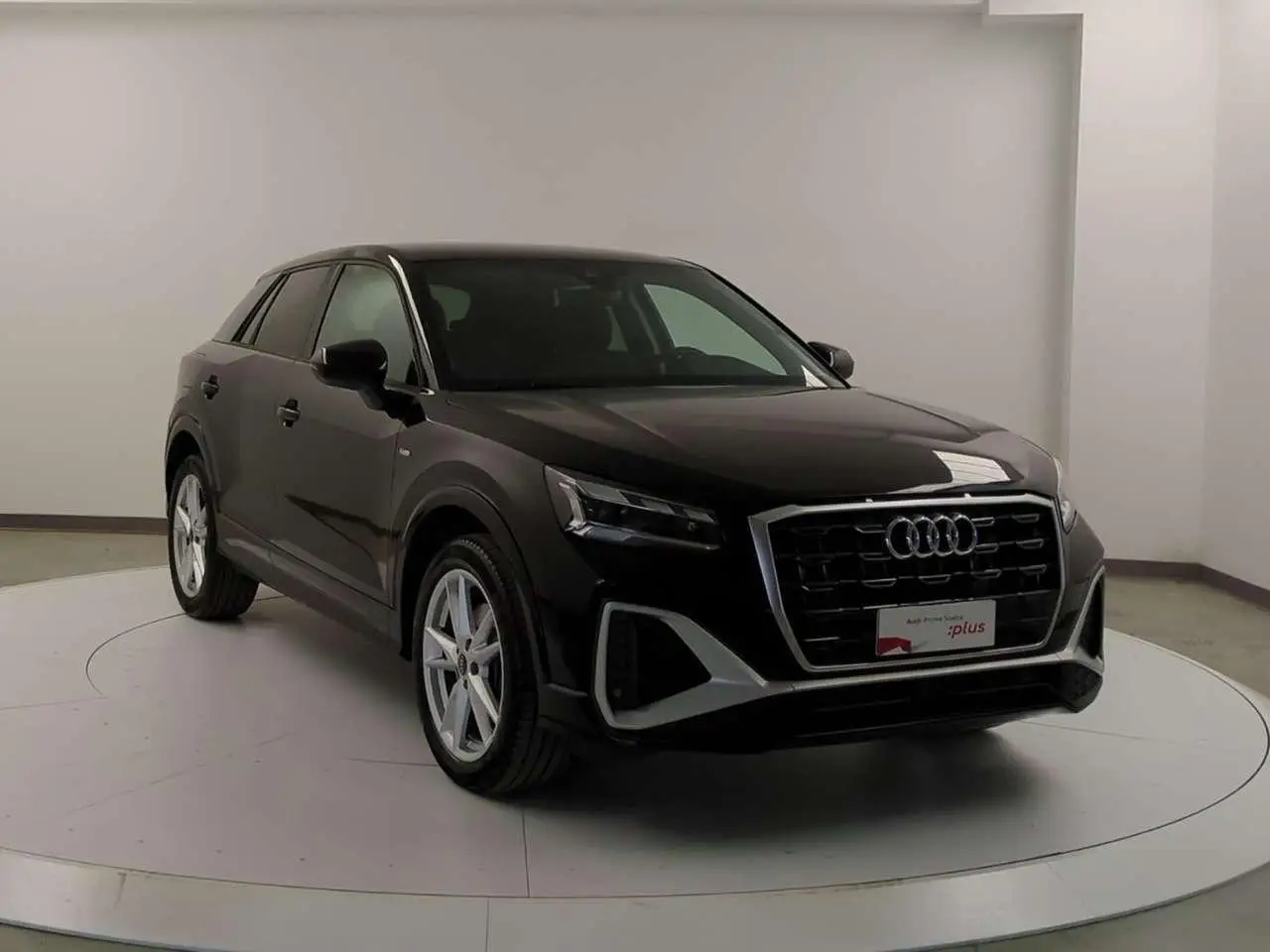 Photo 1 : Audi Q2 2023 Diesel