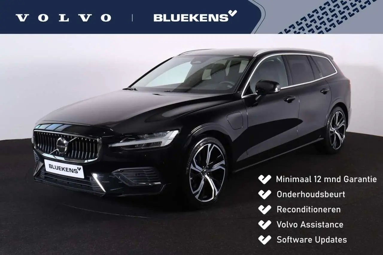 Photo 1 : Volvo V60 2023 Hybride