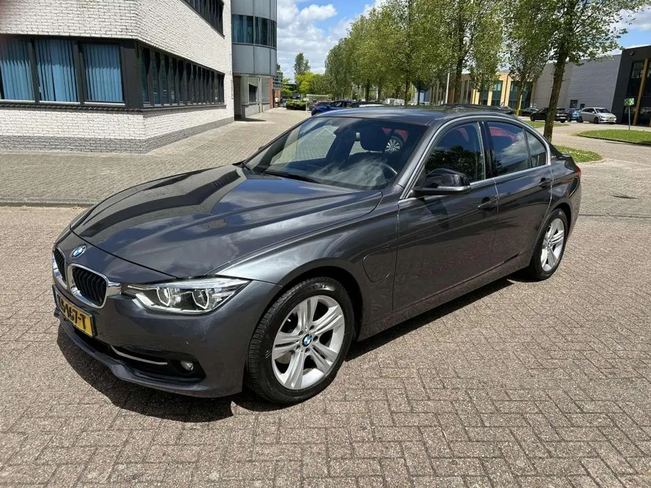 Photo 1 : Bmw Serie 3 2016 Électrique