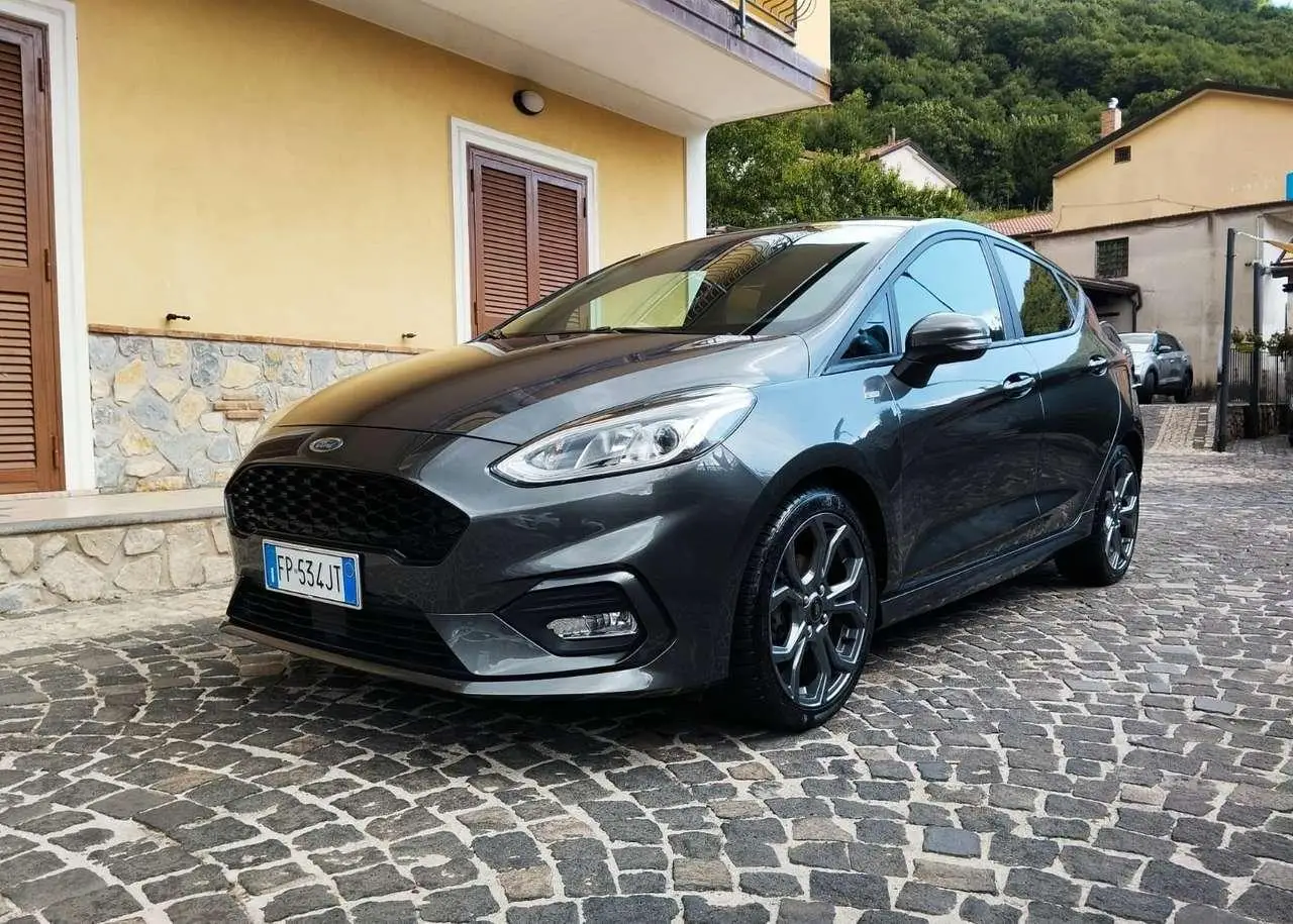 Photo 1 : Ford Fiesta 2018 Diesel