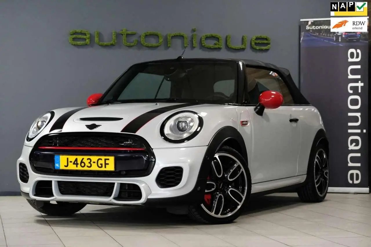 Photo 1 : Mini John Cooper Works 2017 Petrol