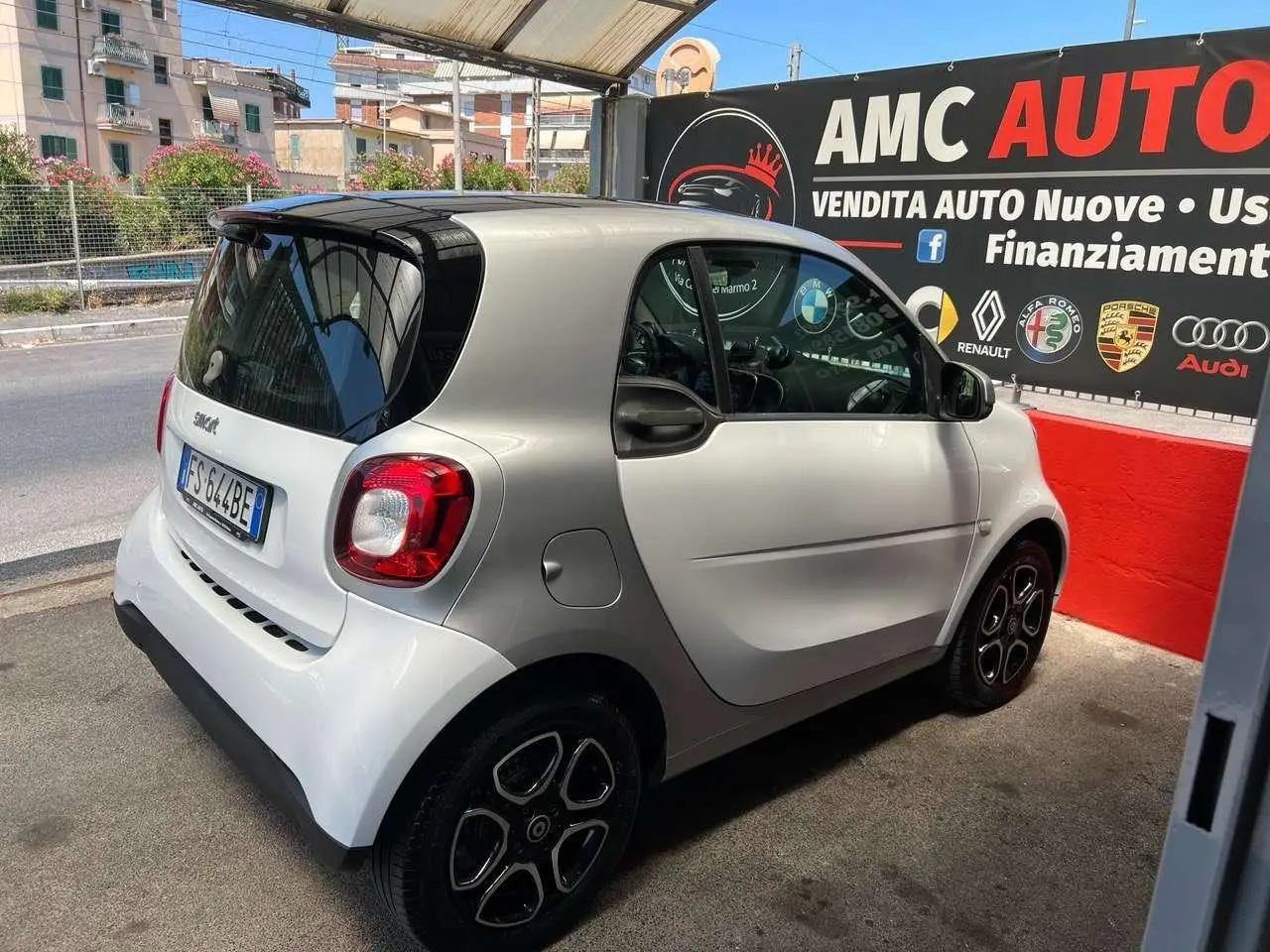 Photo 1 : Smart Fortwo 2018 Petrol