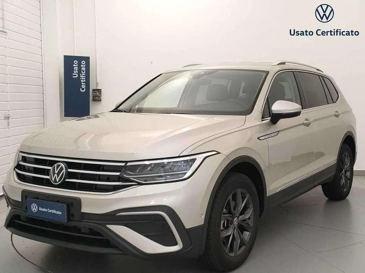 Photo 1 : Volkswagen Tiguan 2024 Diesel