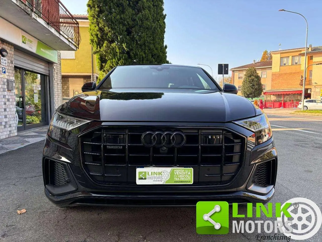 Photo 1 : Audi Q8 2019 Hybride