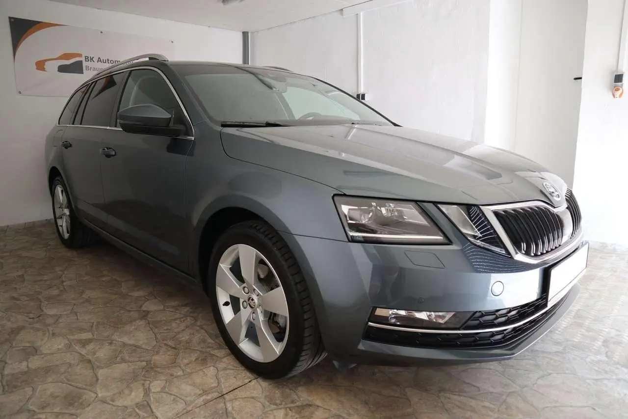 Photo 1 : Skoda Octavia 2019 Essence