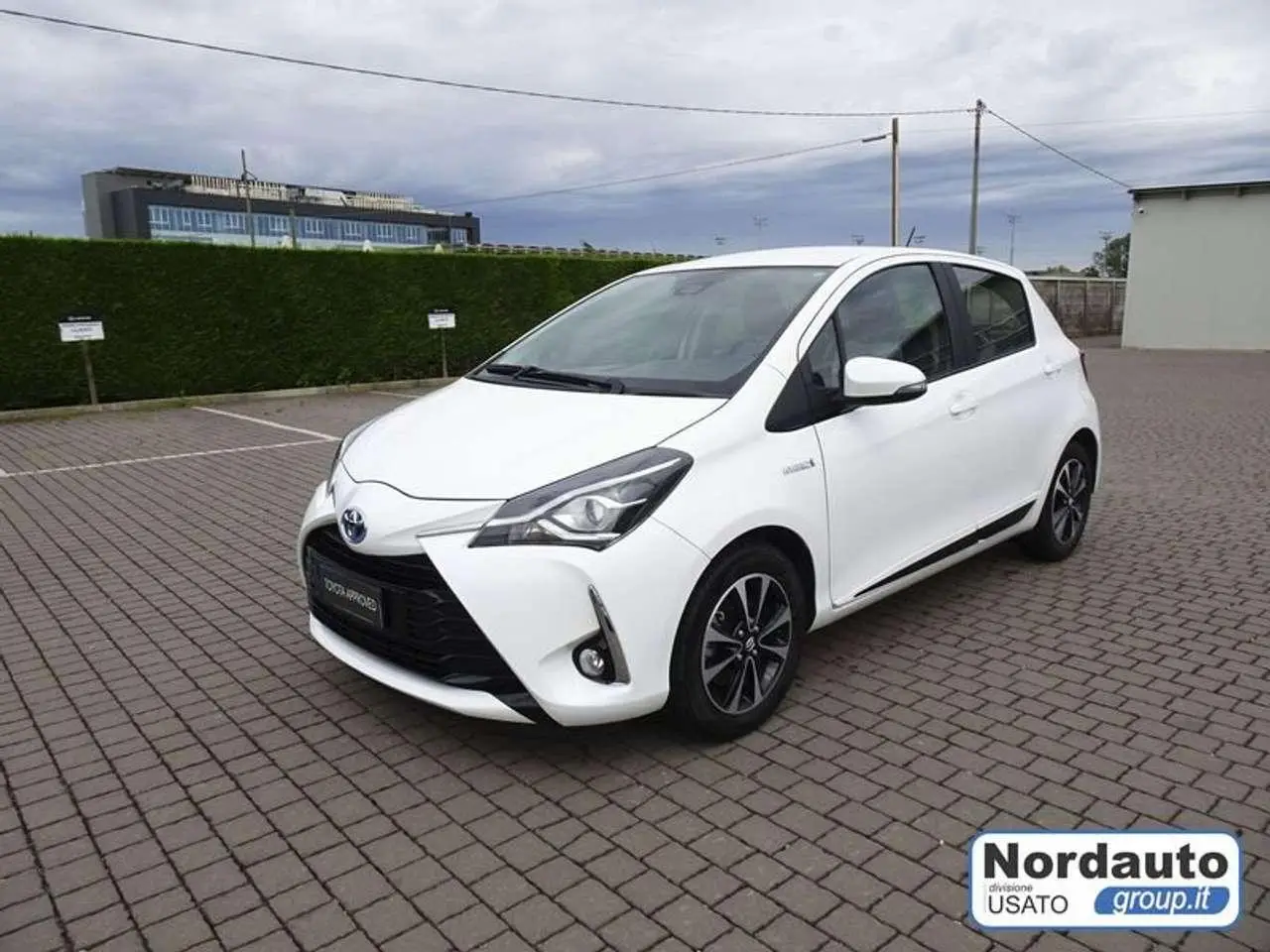 Photo 1 : Toyota Yaris 2019 Hybride