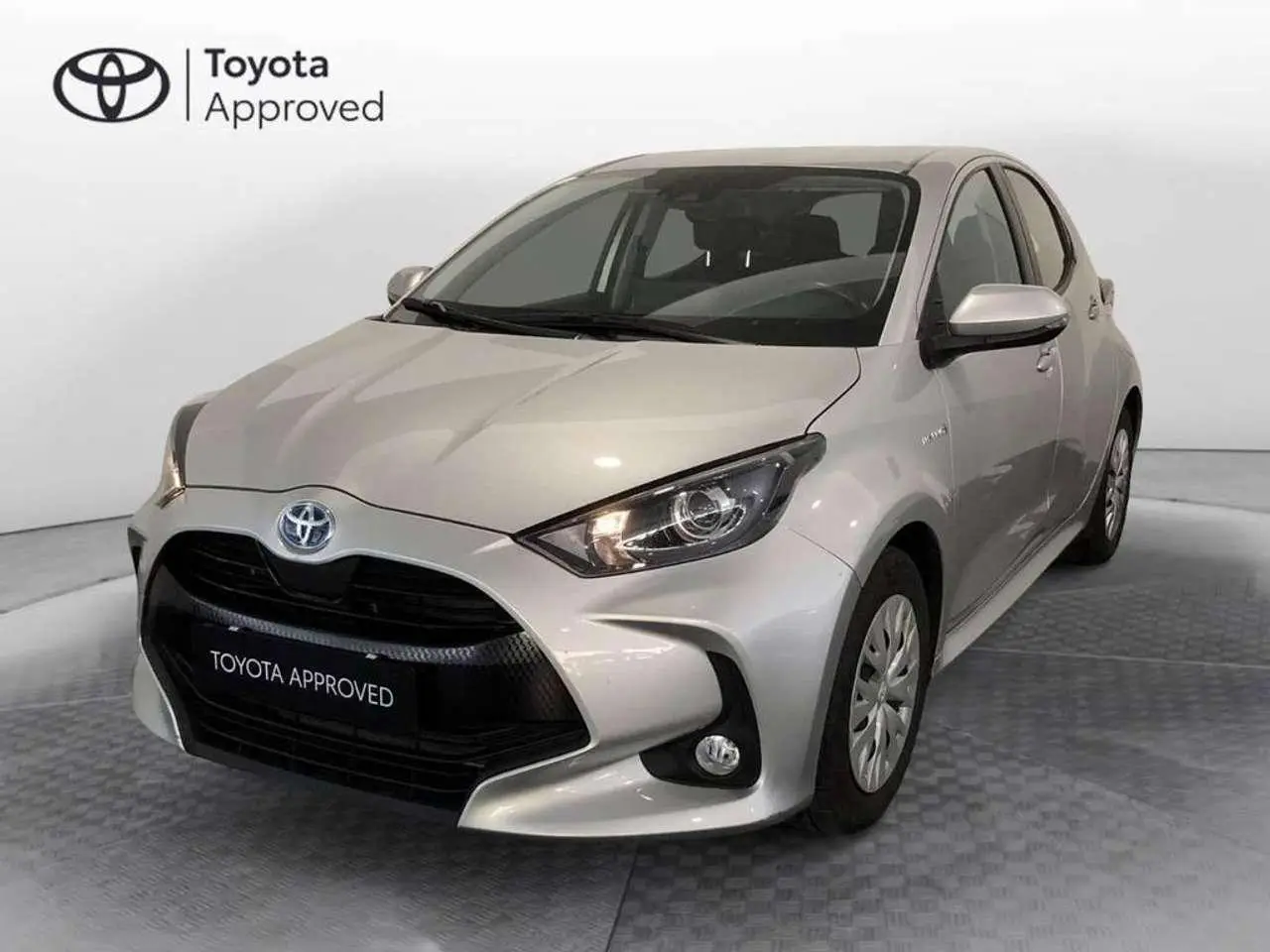 Photo 1 : Toyota Yaris 2021 Hybrid