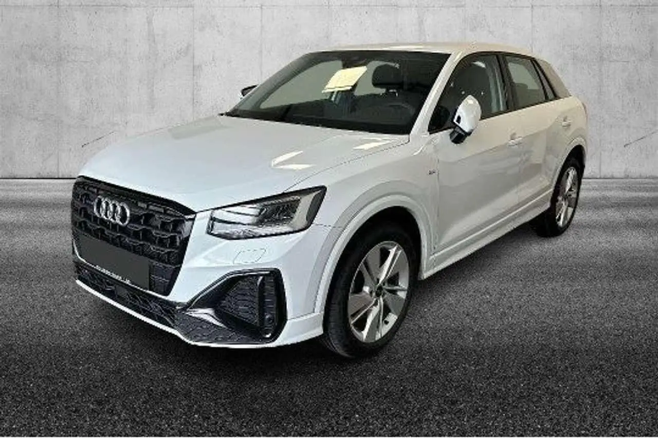 Photo 1 : Audi Q2 2023 Diesel