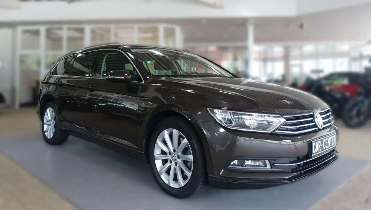 Photo 1 : Volkswagen Passat 2015 Essence