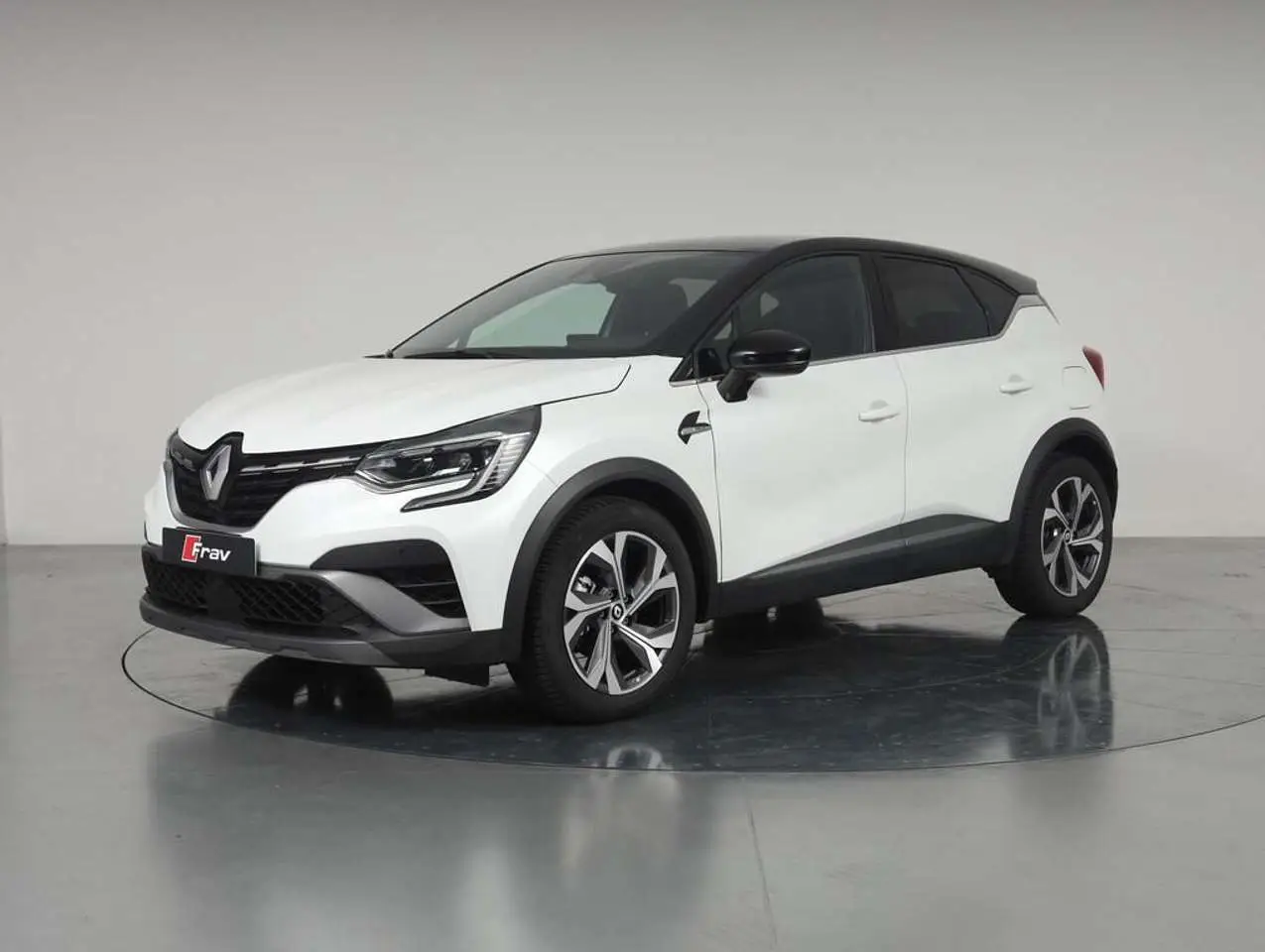 Photo 1 : Renault Captur 2022 Hybride