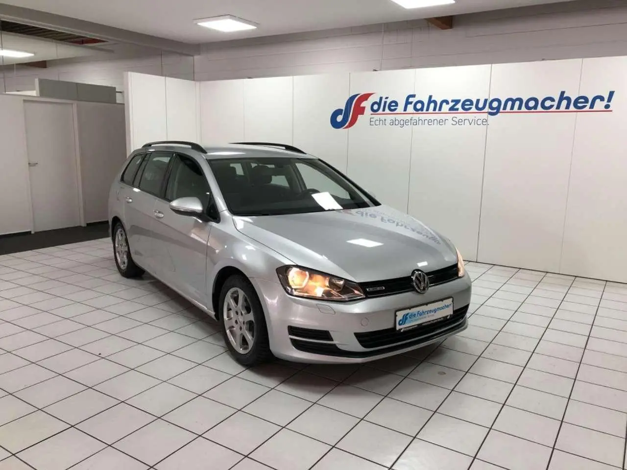 Photo 1 : Volkswagen Golf 2016 Diesel