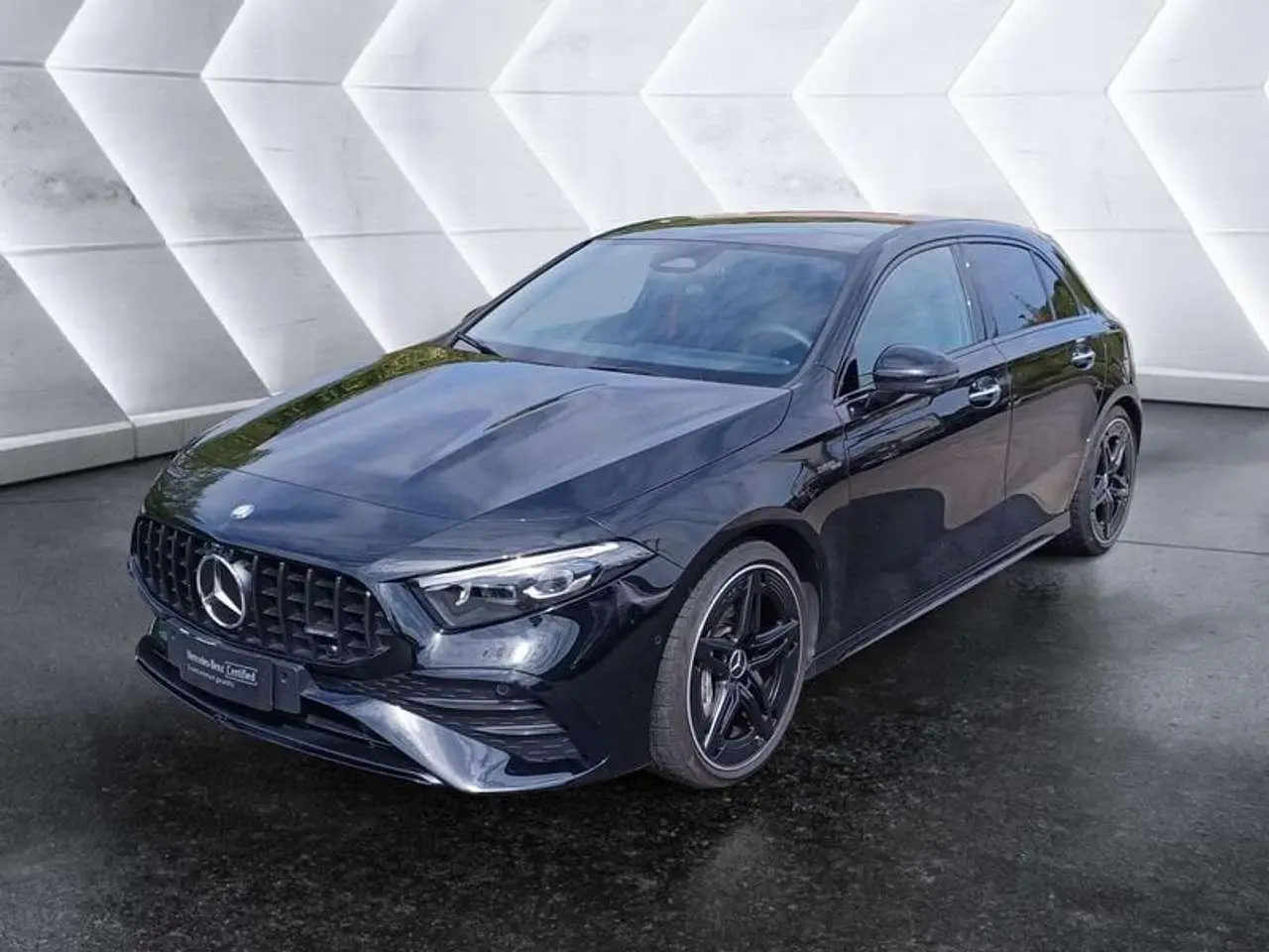 Photo 1 : Mercedes-benz Classe A 2024 Hybride