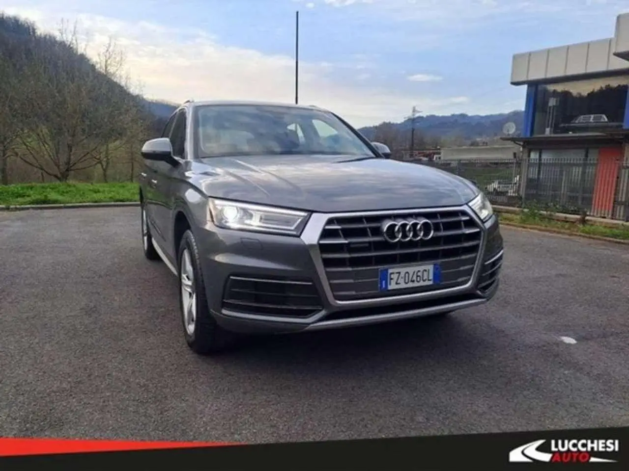 Photo 1 : Audi Q5 2020 Hybride