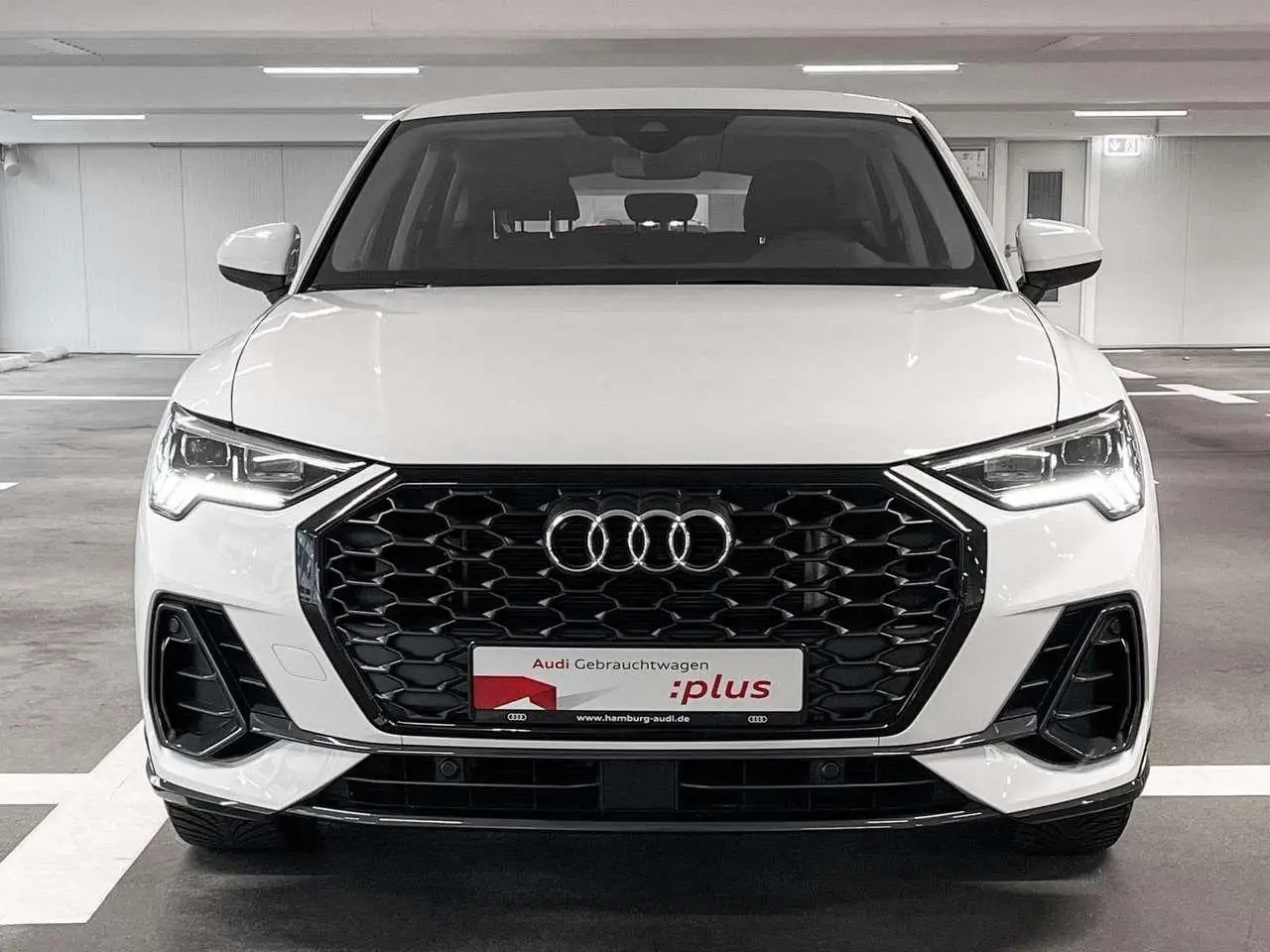 Photo 1 : Audi Q3 2021 Hybrid