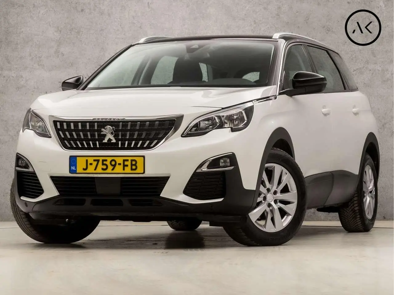 Photo 1 : Peugeot 5008 2020 Essence