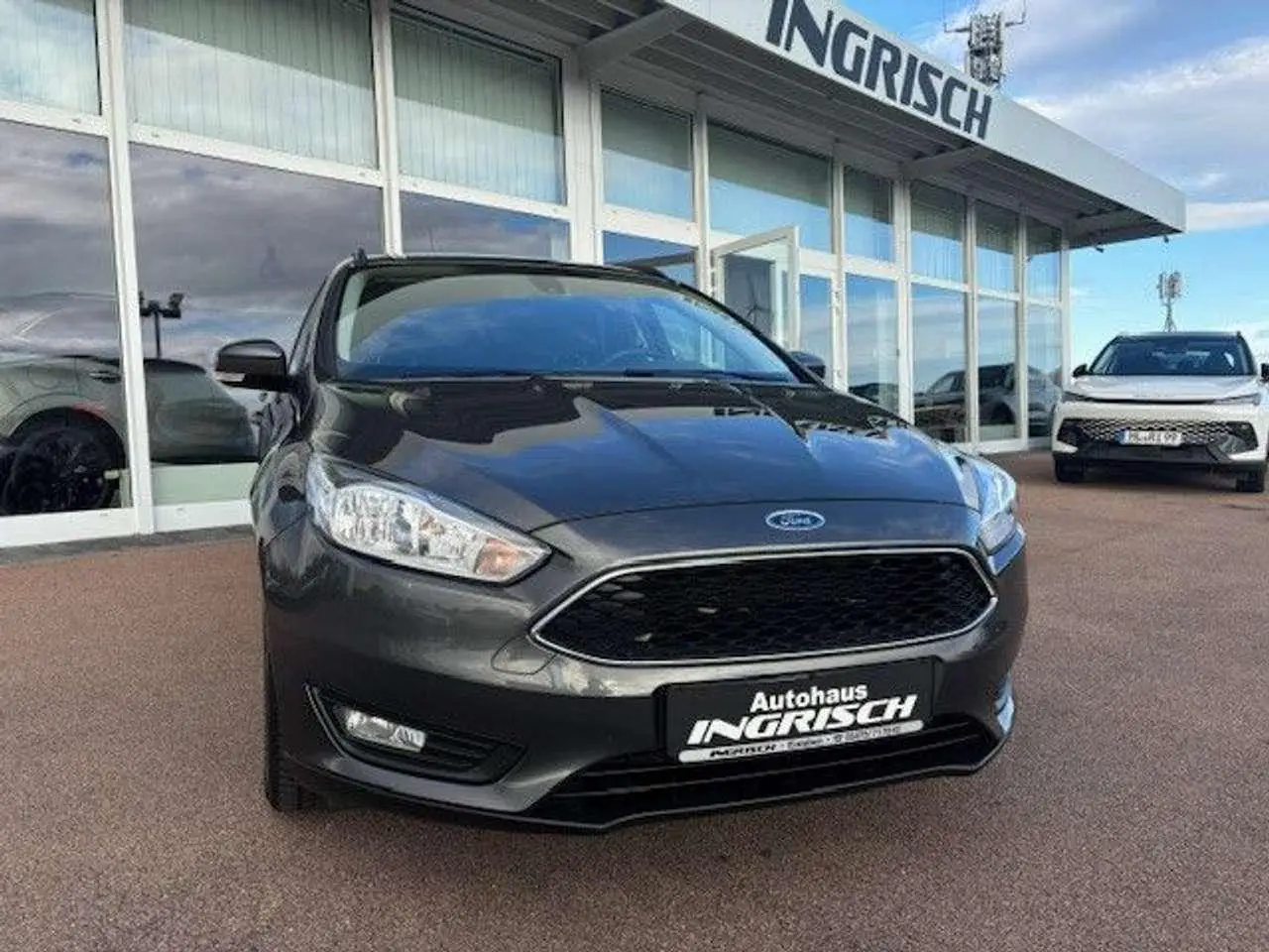 Photo 1 : Ford Focus 2016 Petrol