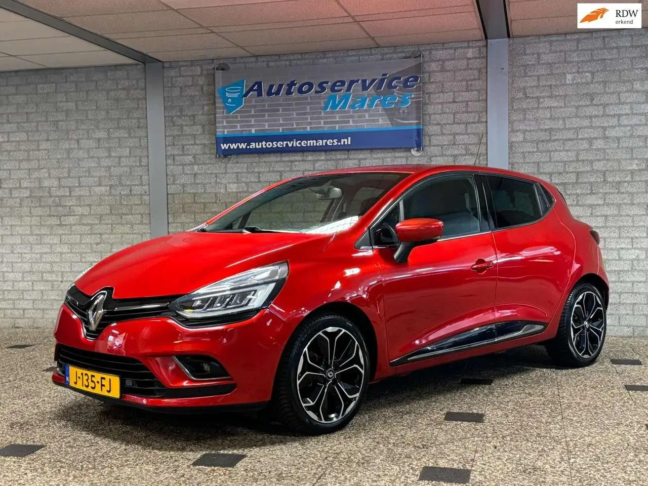 Photo 1 : Renault Clio 2017 Essence