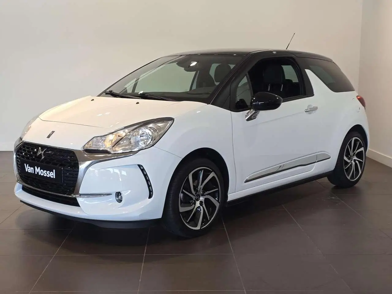 Photo 1 : Ds Automobiles Ds3 2019 Essence