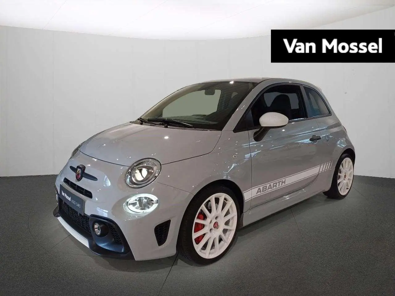 Photo 1 : Abarth 595 2019 Petrol