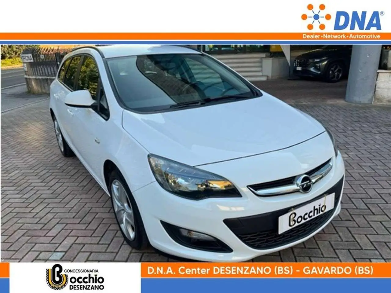 Photo 1 : Opel Astra 2016 GPL