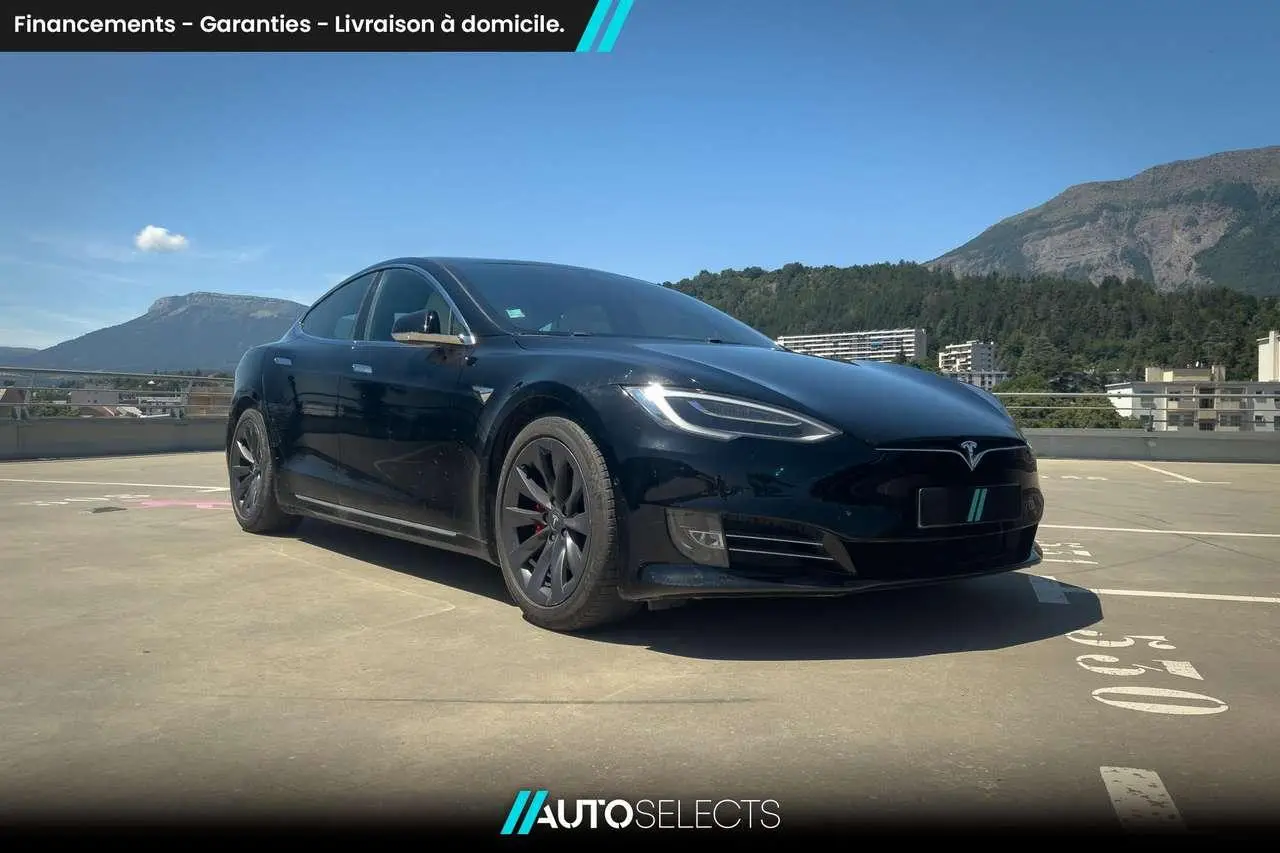 Photo 1 : Tesla Model S 2020 Électrique