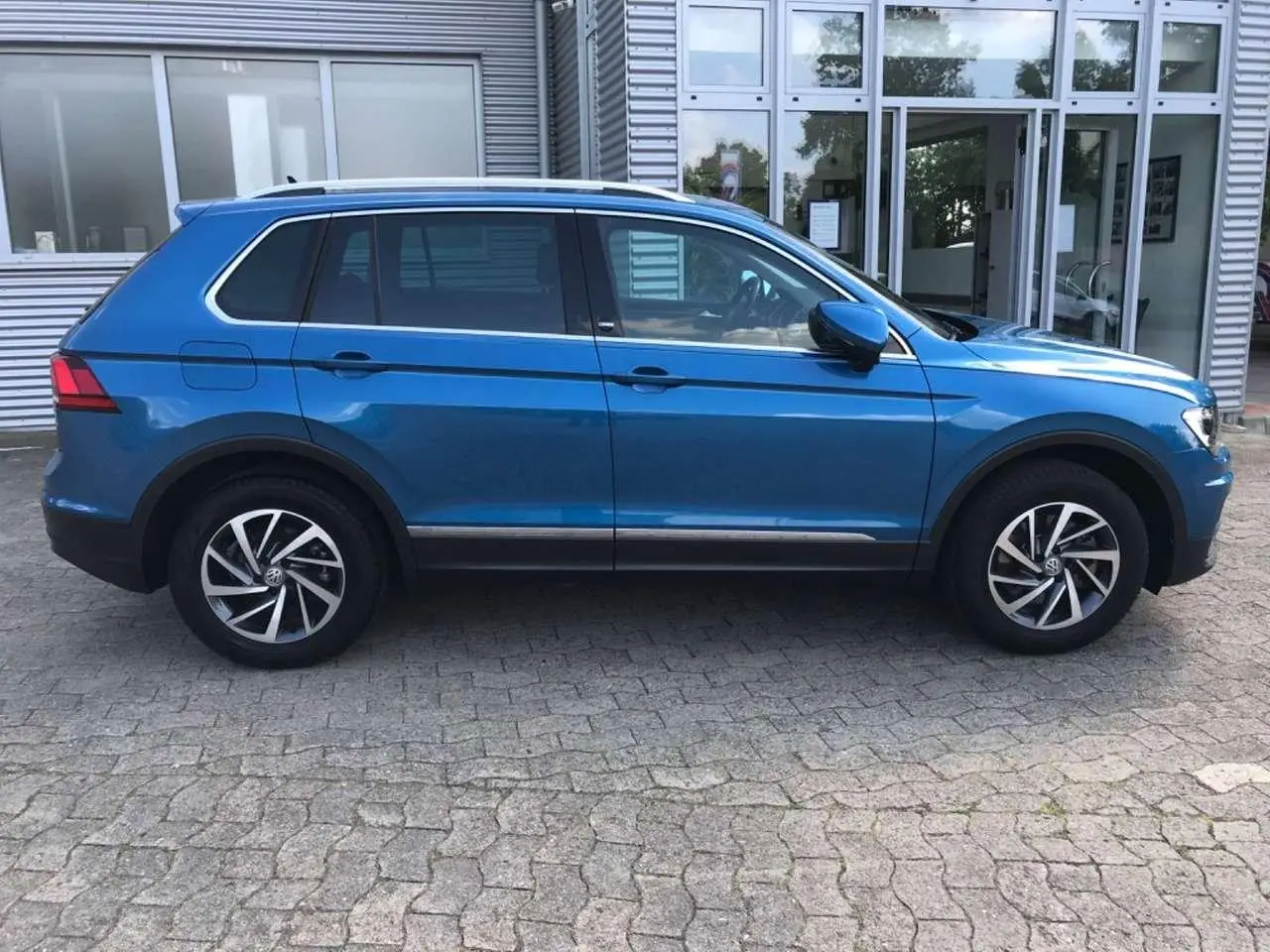 Photo 1 : Volkswagen Tiguan 2018 Essence