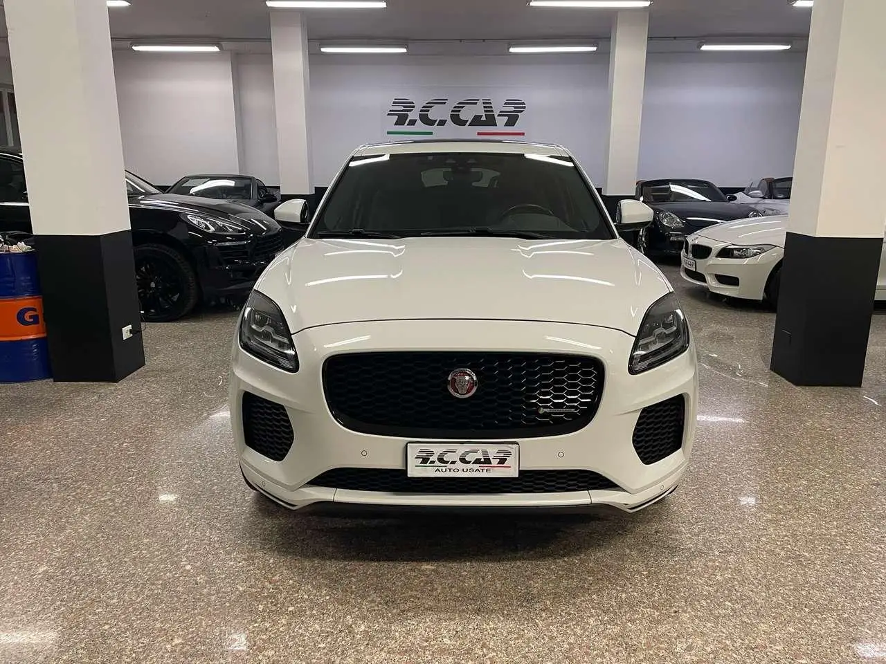 Photo 1 : Jaguar E-pace 2019 Diesel