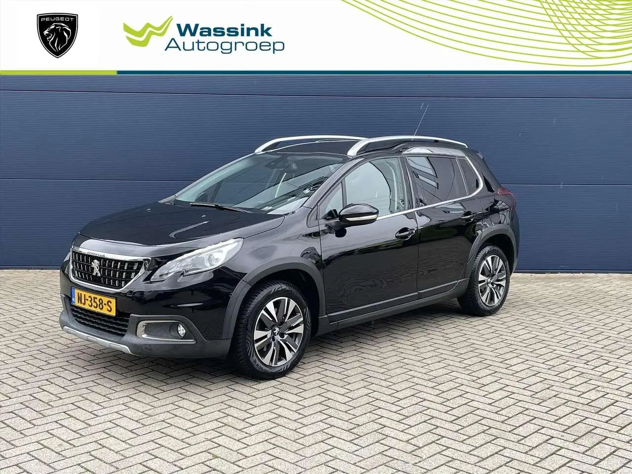 Photo 1 : Peugeot 2008 2017 Petrol