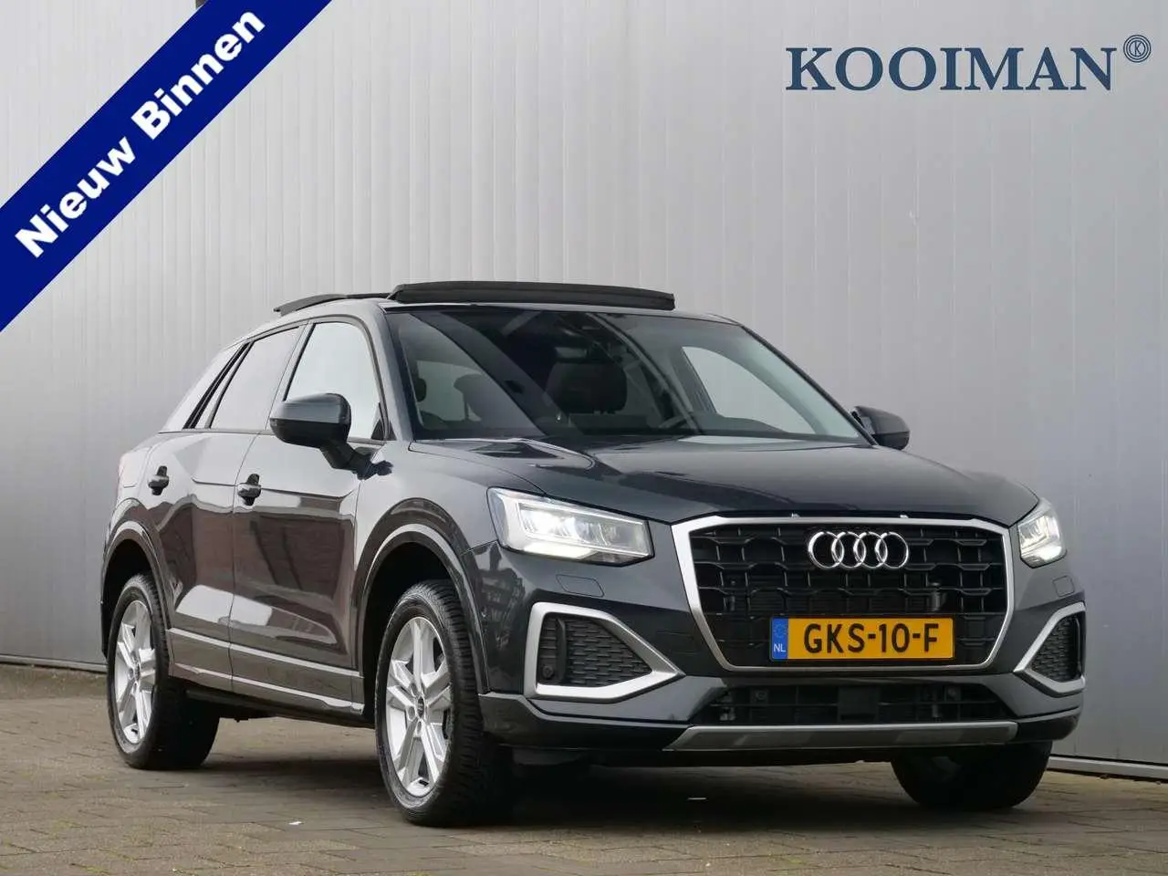 Photo 1 : Audi Q2 2023 Petrol