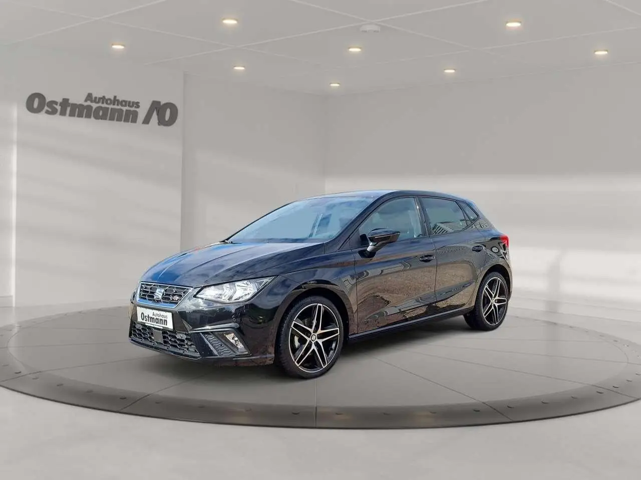 Photo 1 : Seat Ibiza 2021 Petrol