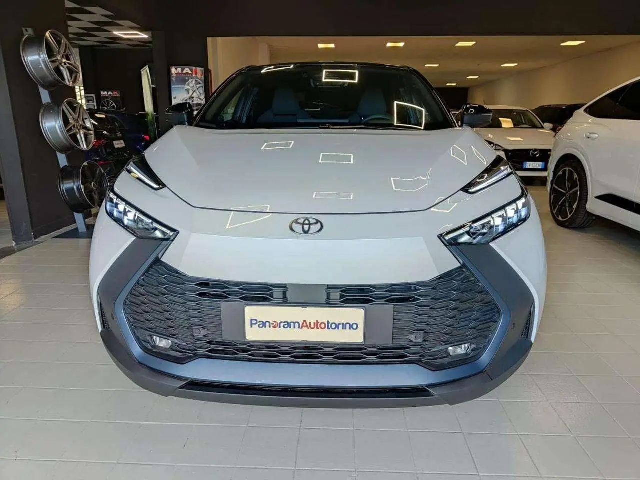 Photo 1 : Toyota C-hr 2024 Hybride