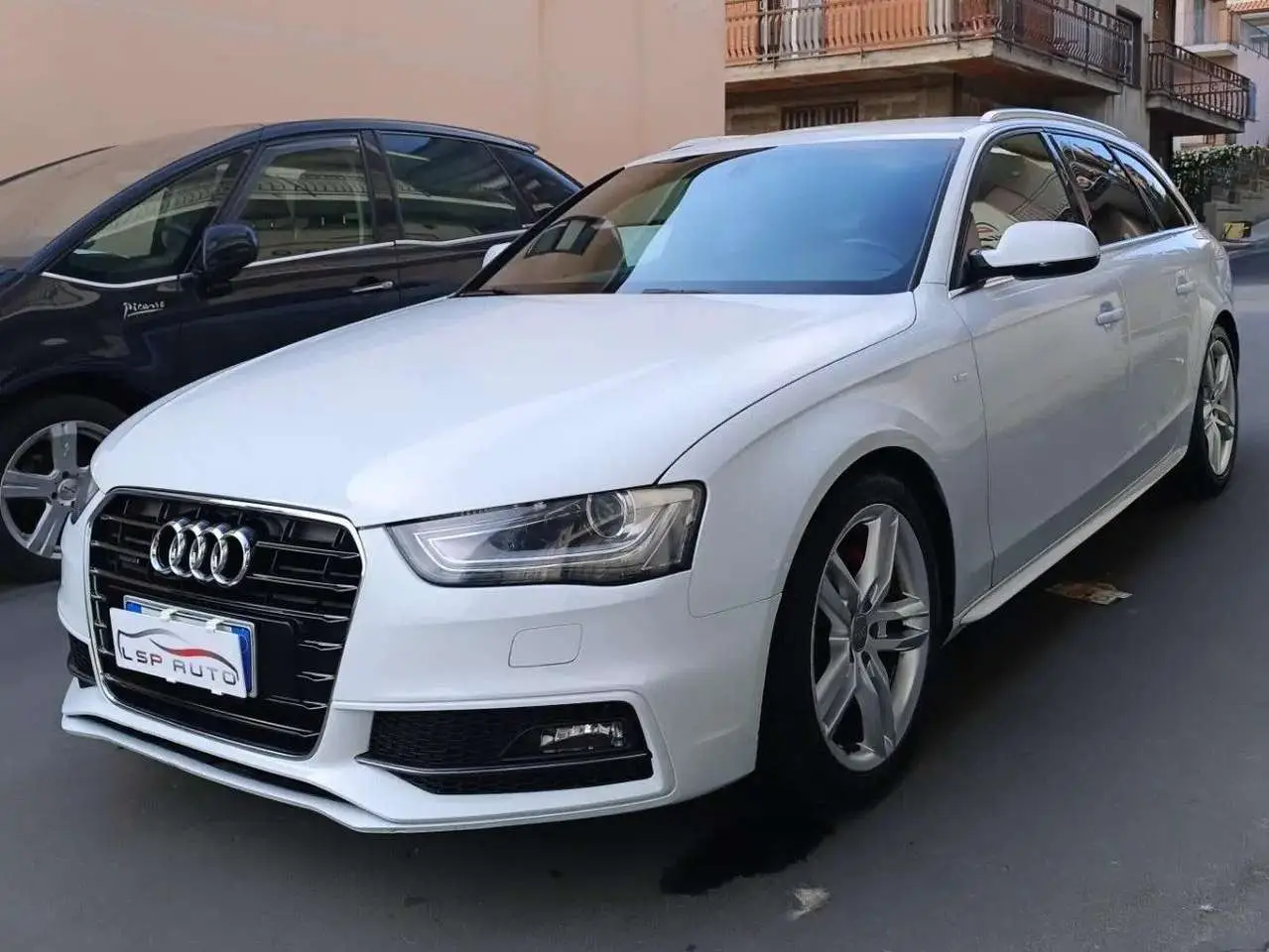 Photo 1 : Audi A4 2015 Diesel