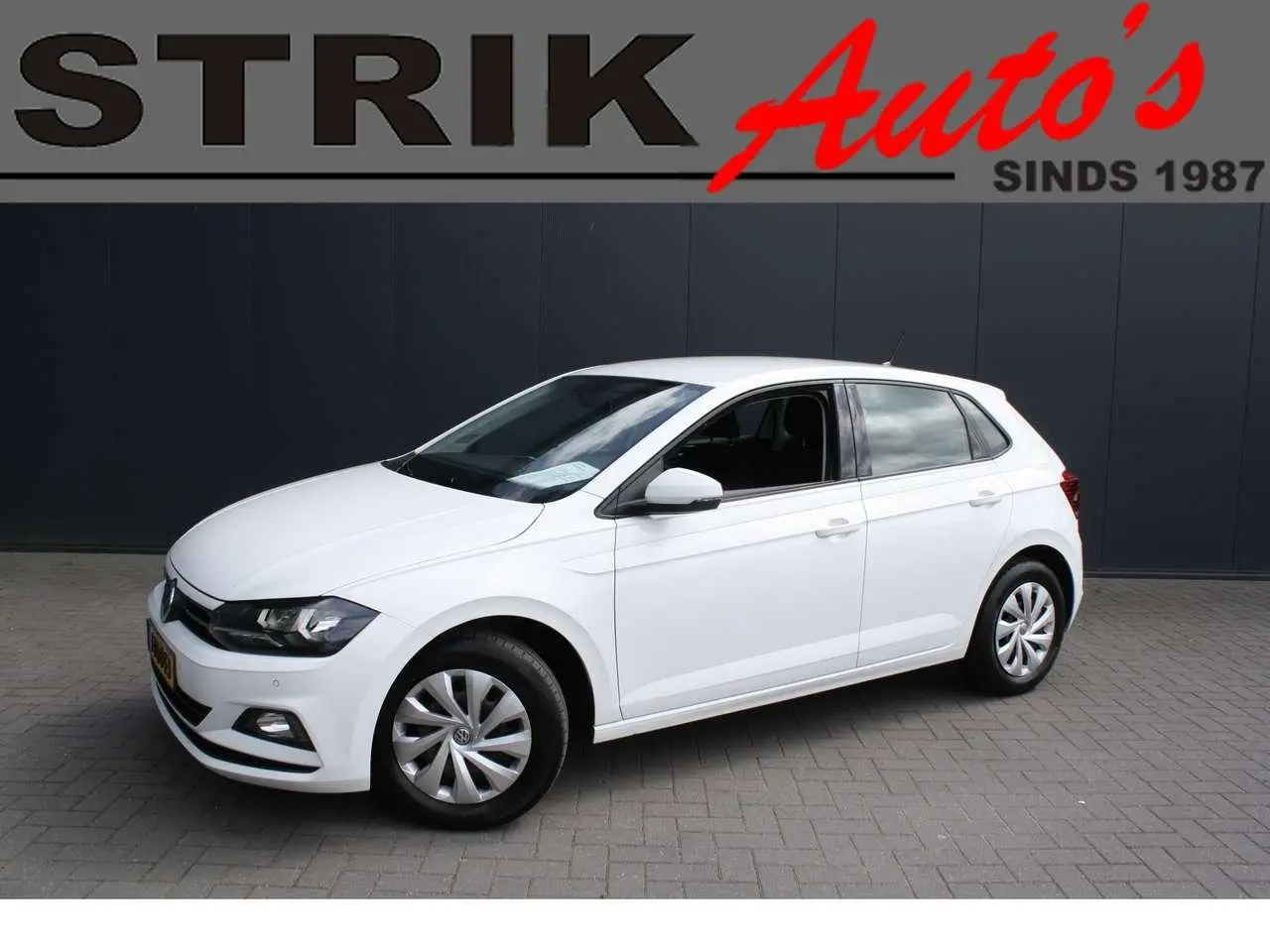 Photo 1 : Volkswagen Polo 2020 Petrol